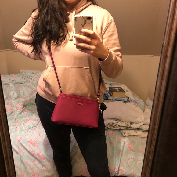 Calvin Klein Fuchsia Crossbody Purse - Picture 2 of 8